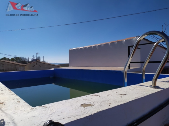Se vende chalet alborea