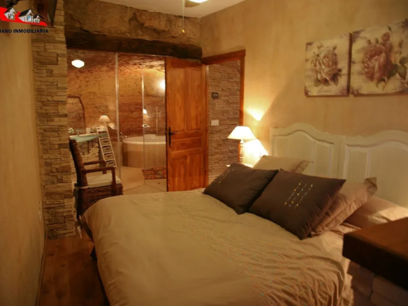 Chalet pareado en venta en Chinchilla de Monte-Aragón