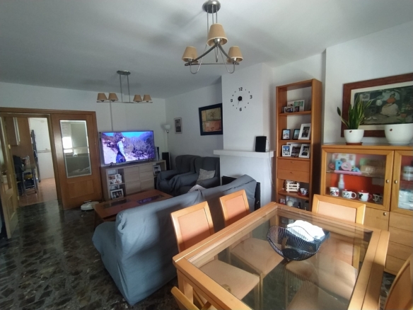 Piso en venta en Avenida los Toreros, 50