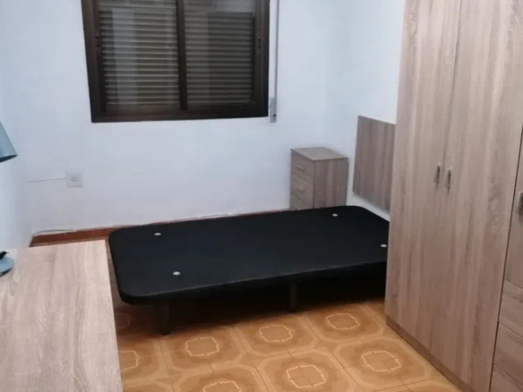 GRACIANO INMOBILIARIA vende piso en zona Ensanche-Franciscanos, Albacete.
