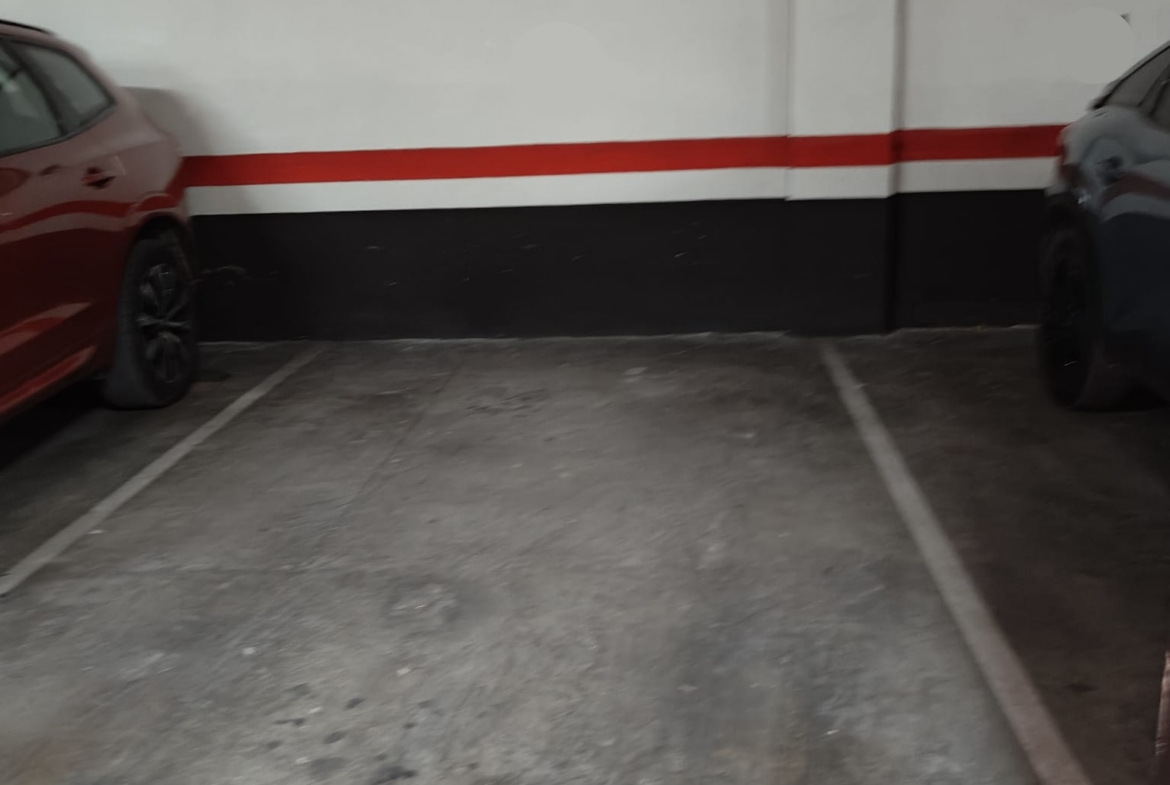 Piso en venta situado estratégicamente al principio de la calle Baños, junto a la calle Feria
