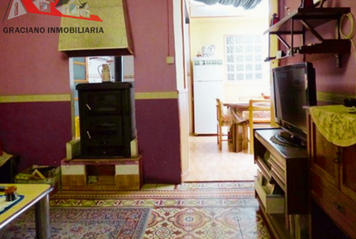 Se vende fantástica casa pareada en pleno centro de Albacete.