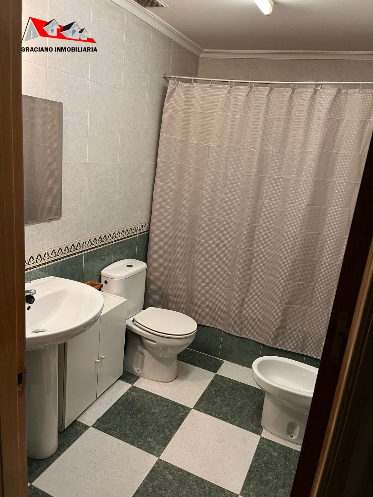 Chalet adosado en venta Mahora, a escasos metros de la piscina municipal del pueblo