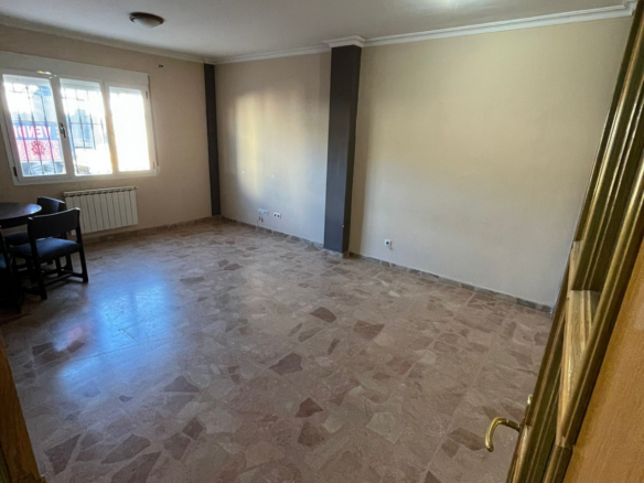 Chalet adosado en venta Mahora, a escasos metros de la piscina municipal del pueblo