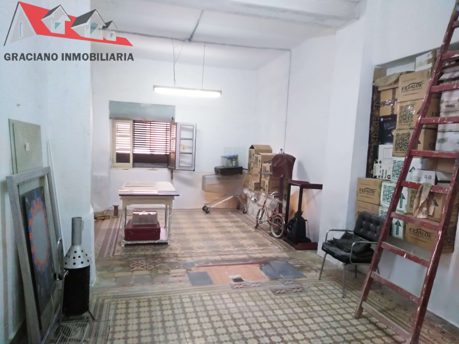 19 Se vende fantástica casa pareada en pleno centro de Albacete.