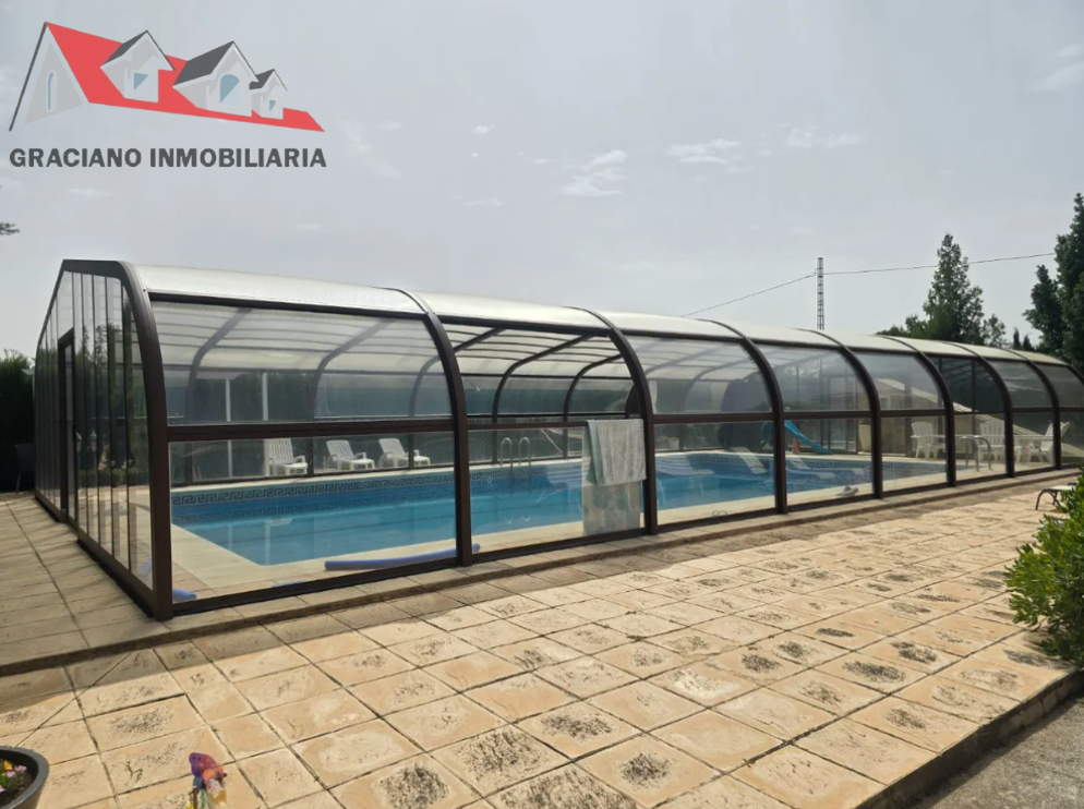 Se vende espectacular finca a solo 10 minutos de Albacete