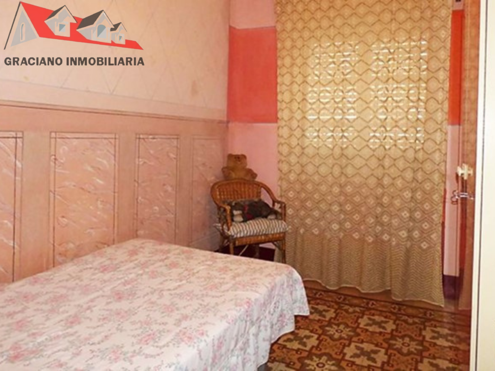 27 Se vende fantástica casa pareada en pleno centro de Albacete.