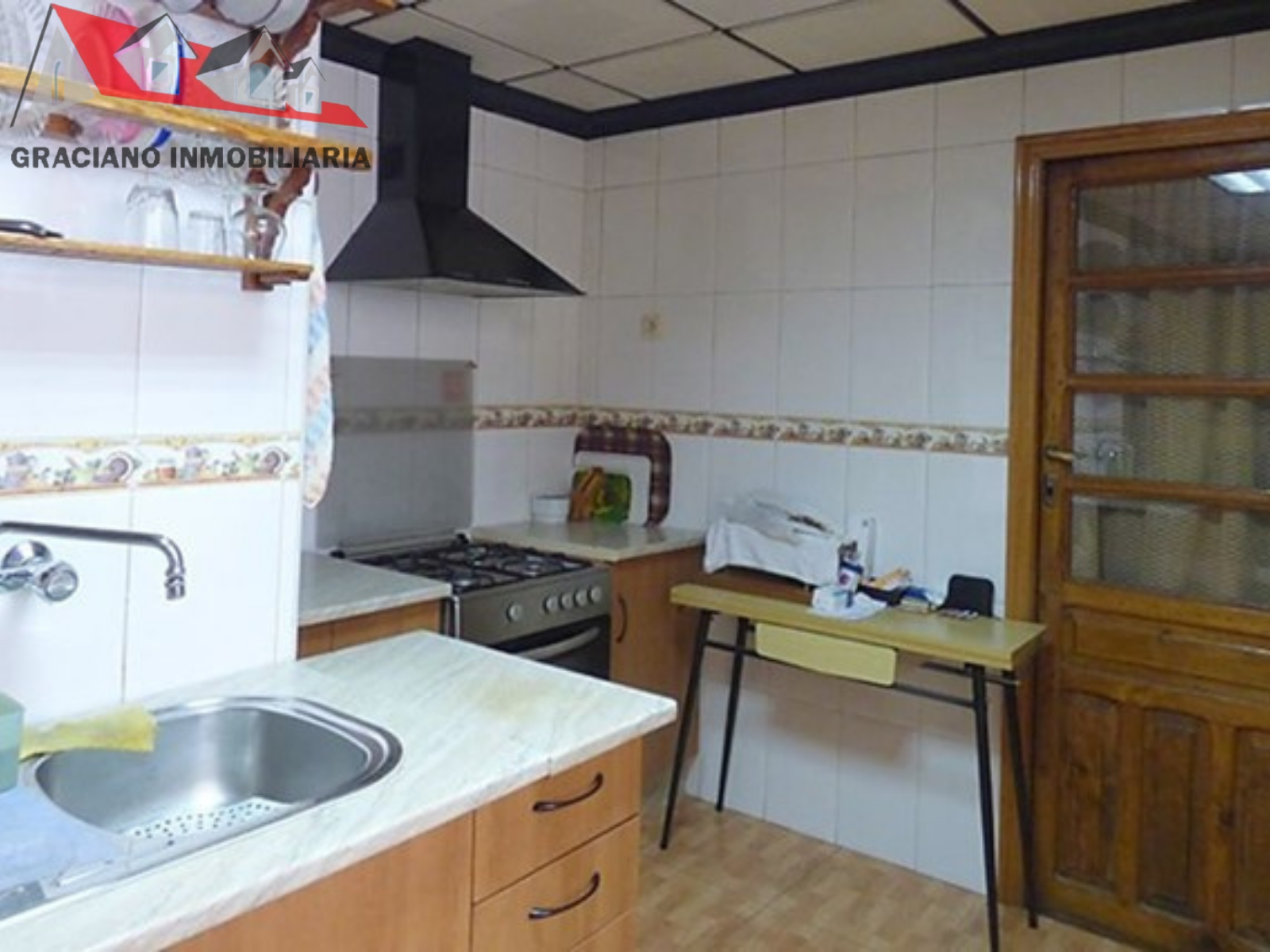 32 Se vende fantástica casa pareada en pleno centro de Albacete.