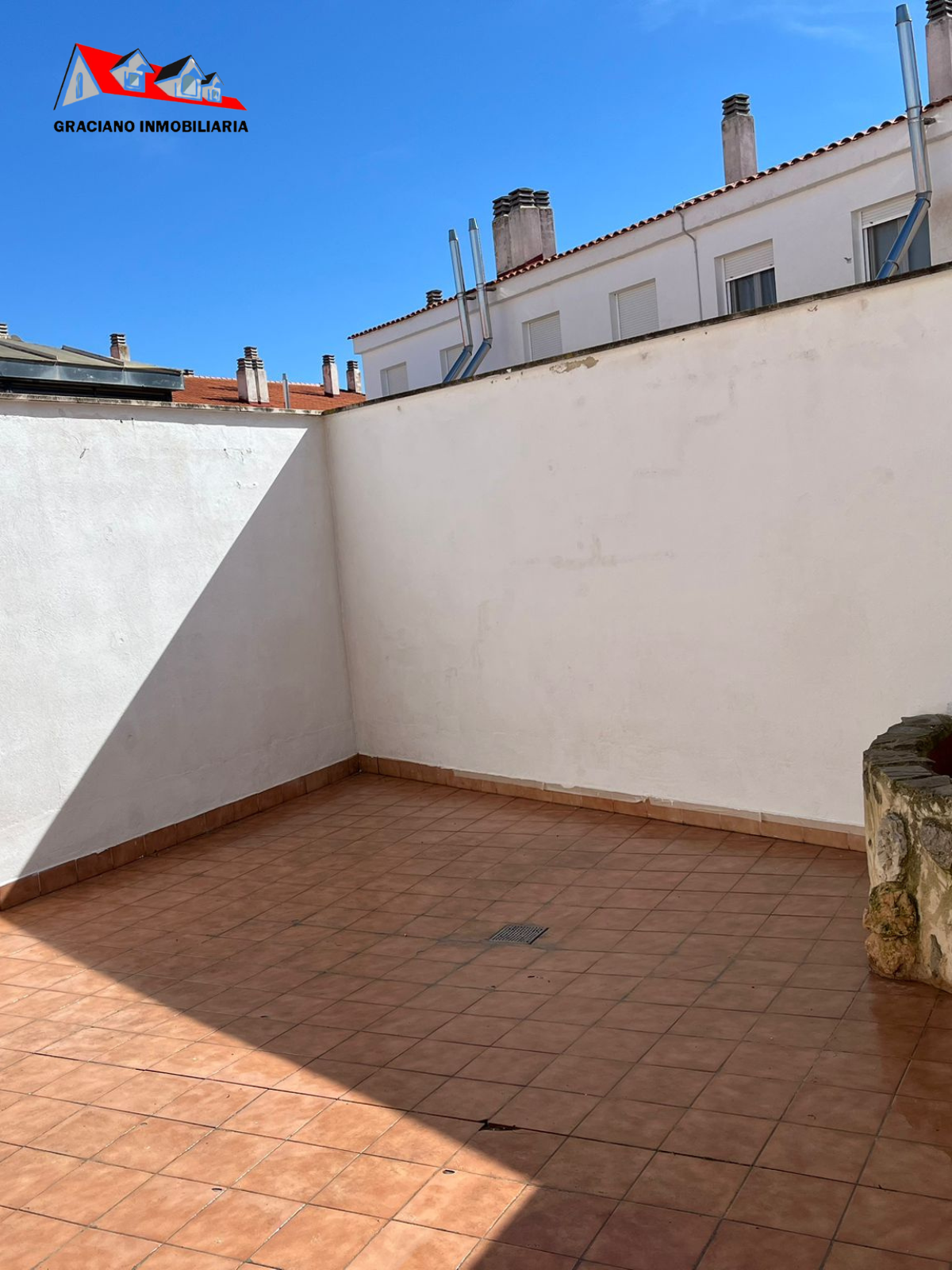 Chalet adosado en venta Mahora, a escasos metros de la piscina municipal del pueblo