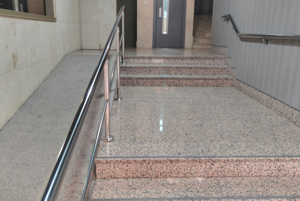 Piso en venta situado estratégicamente al principio de la calle Baños, junto a la calle Feria