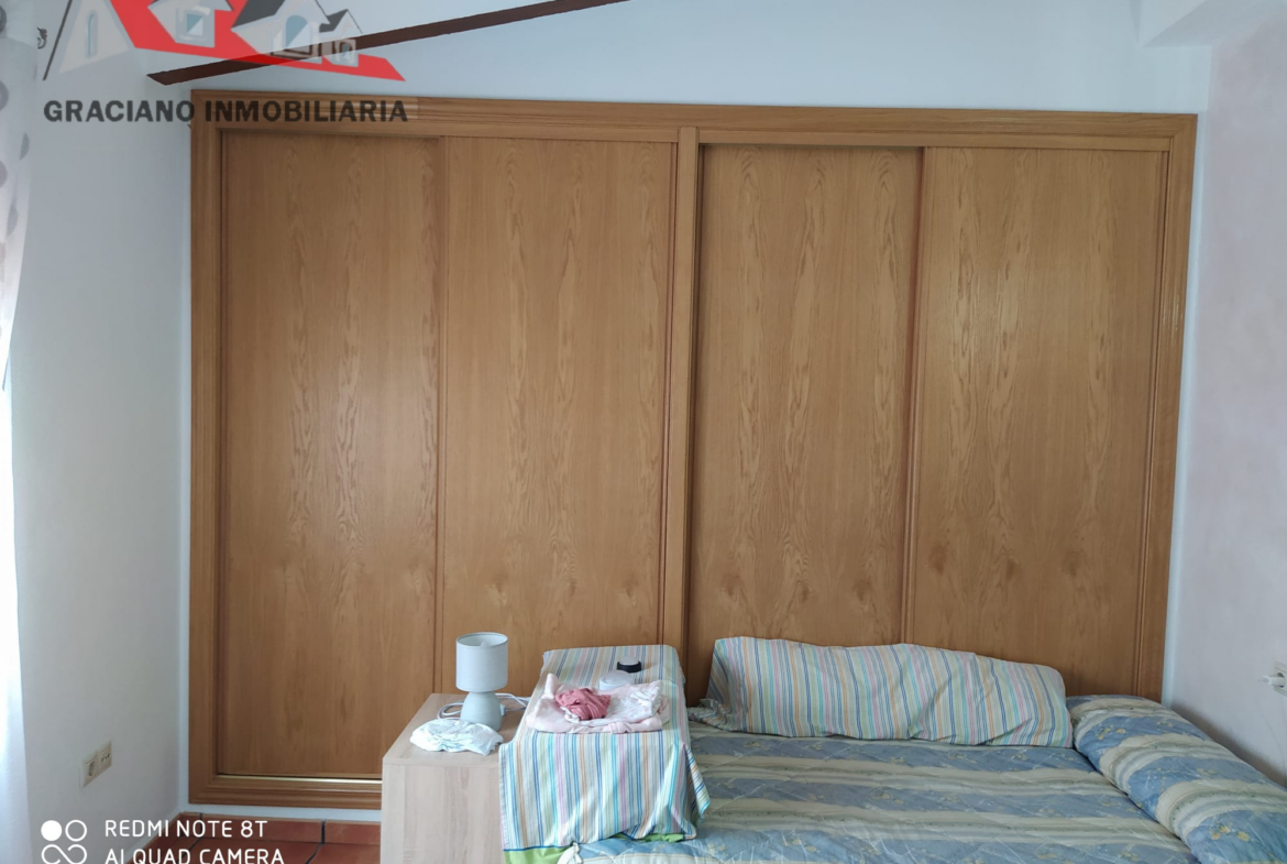 Se vende hermoso chalet en el pueblo de Villaverde de Guadalimar junto a la senda encantada de sierra del tejo.