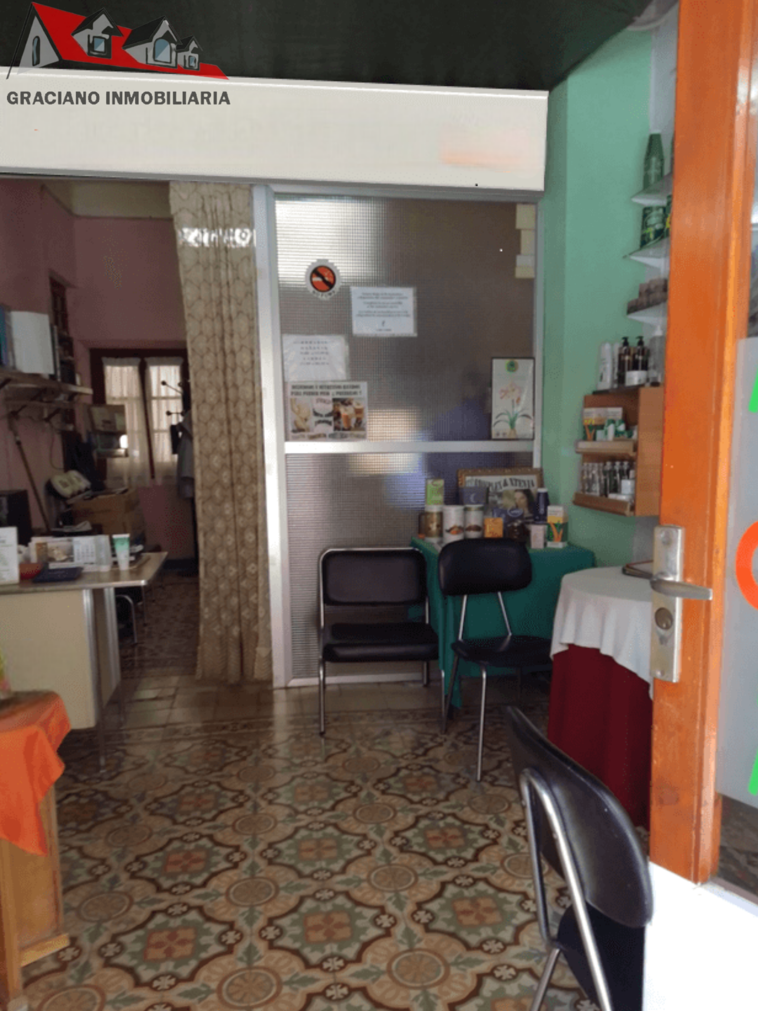 6 Se vende fantástica casa pareada en pleno centro de Albacete.