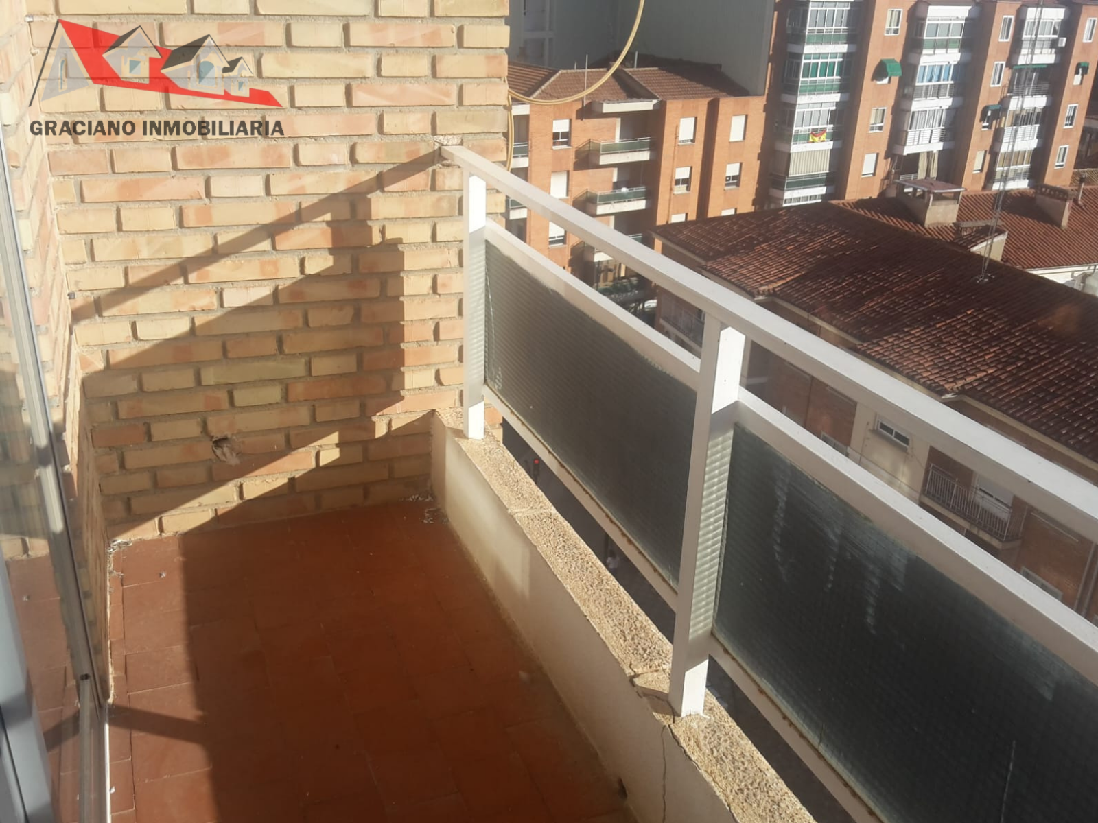 Piso en alquiler junto a la Clínica del Rosario