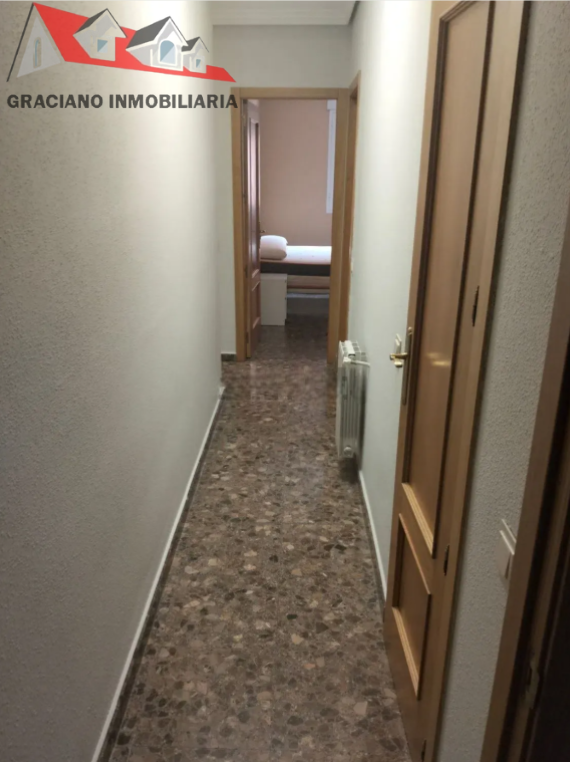 Se vende piso en Avenida los Toreros