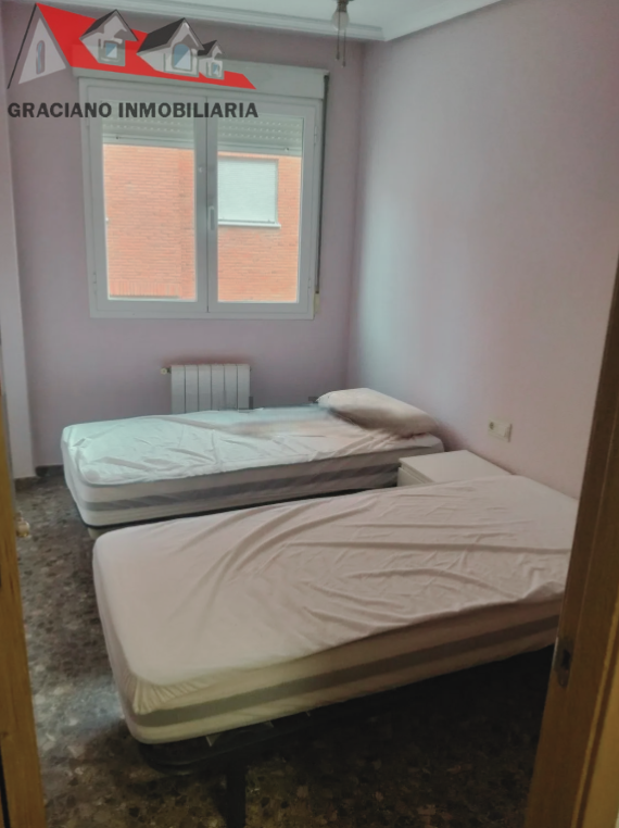 Se vende piso en Avenida los Toreros