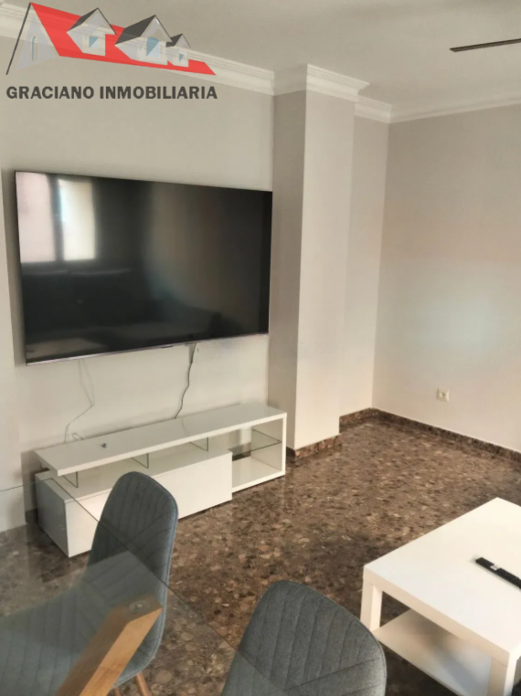 Se vende piso en Avenida los Toreros