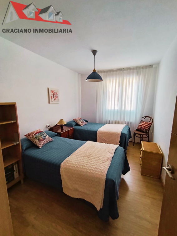 Se vende piso seminuevo con muy poco uso en Yeste.