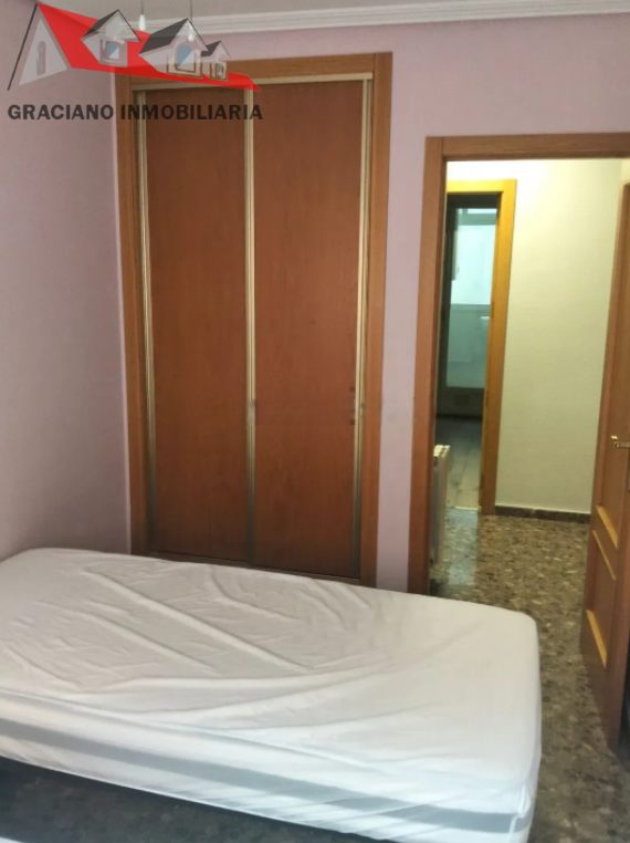 Se vende piso en Avenida los Toreros