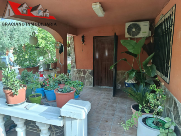 Se vende parcela en Carretera de Jaén