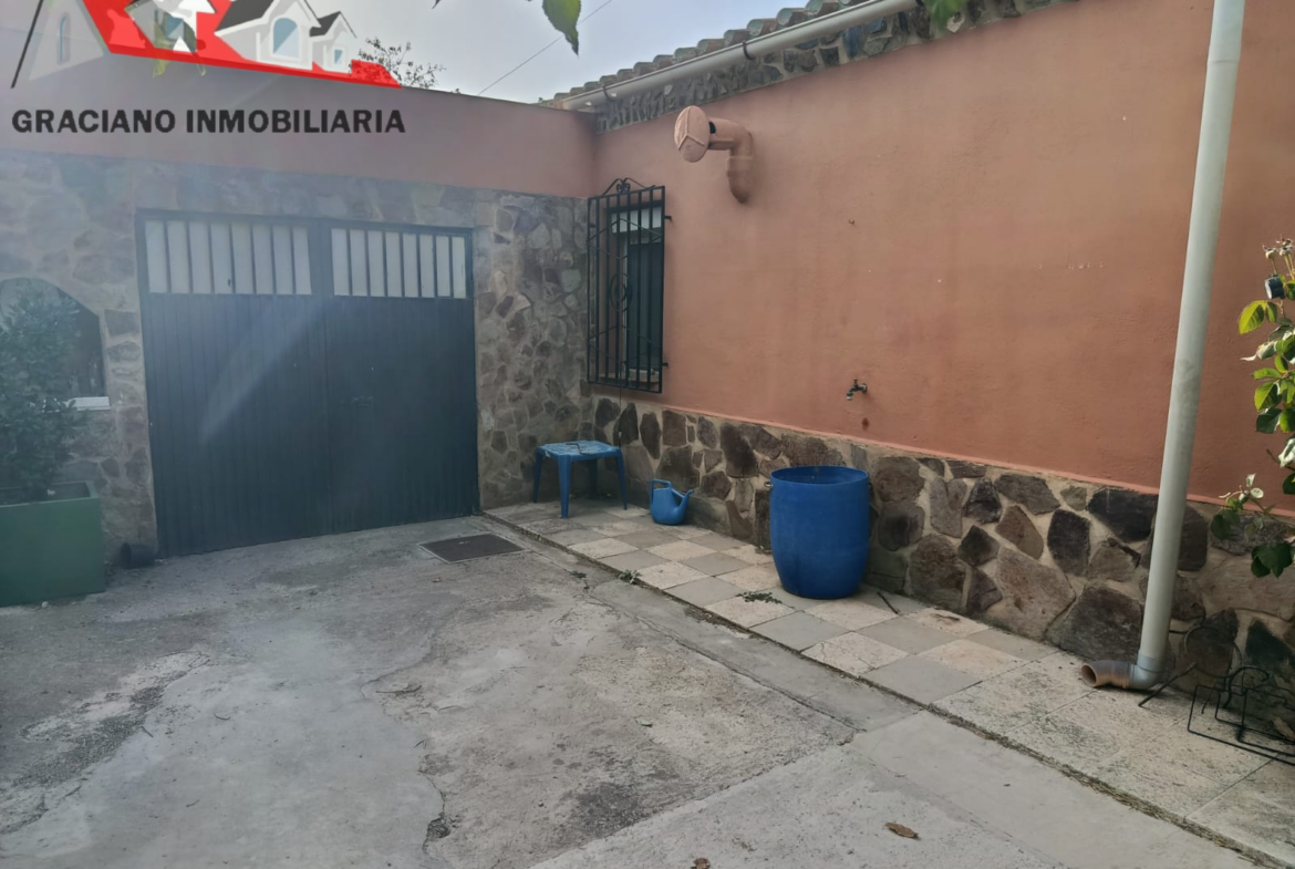 Se vende parcela en Carretera de Jaén