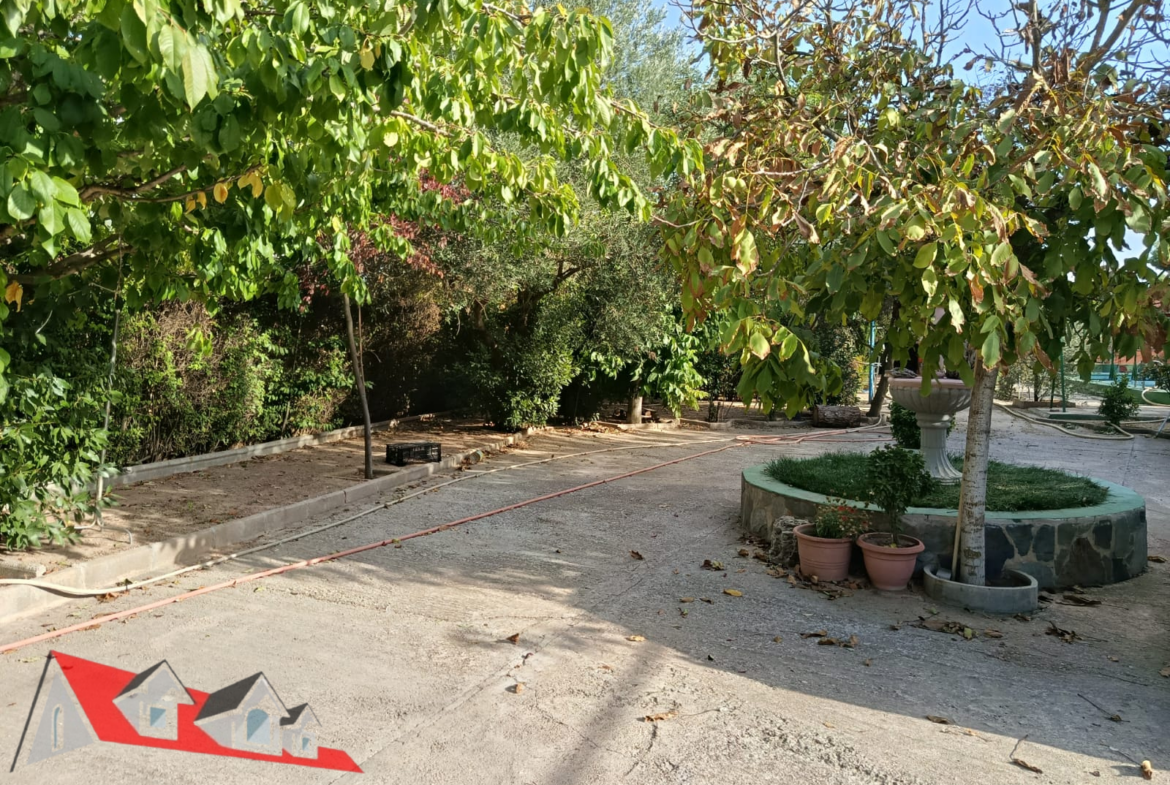 Se vende parcela en Carretera de Jaén