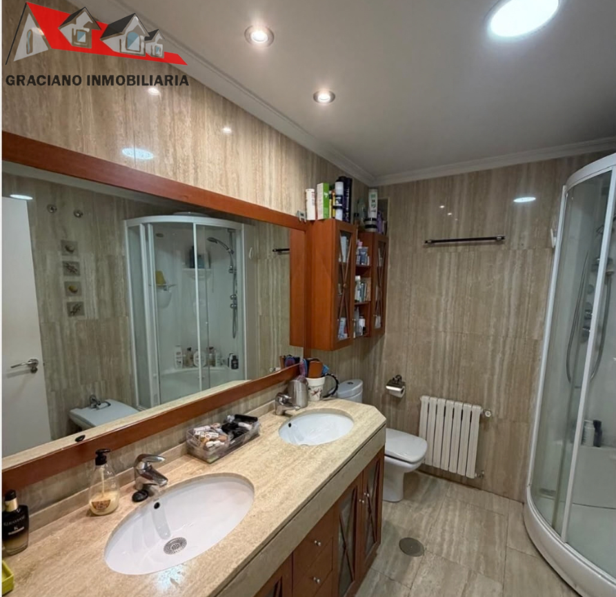 Se vende piso en calle Iris zona industria
