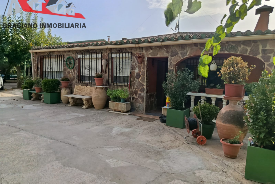 Se vende parcela en Carretera de Jaén