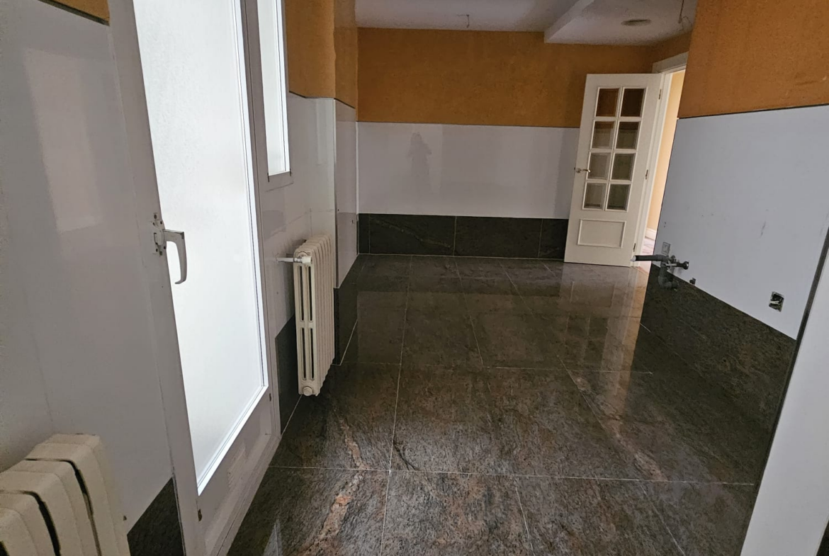 Se vende piso en el Altozano