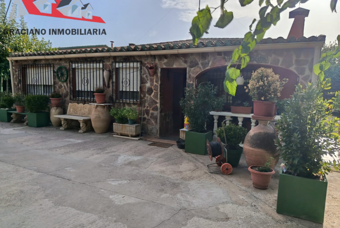 Se vende parcela en Carretera de Jaén