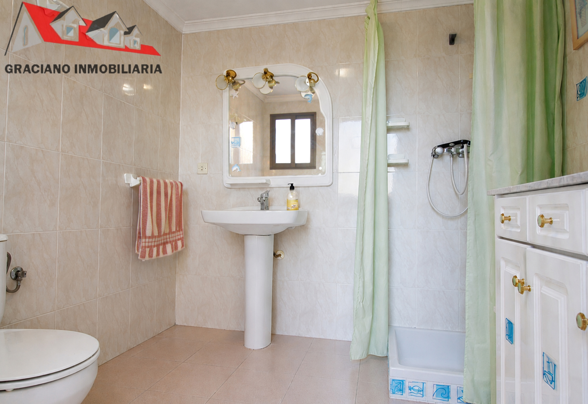 16 Se vende parcela en Urbanización las Viñas