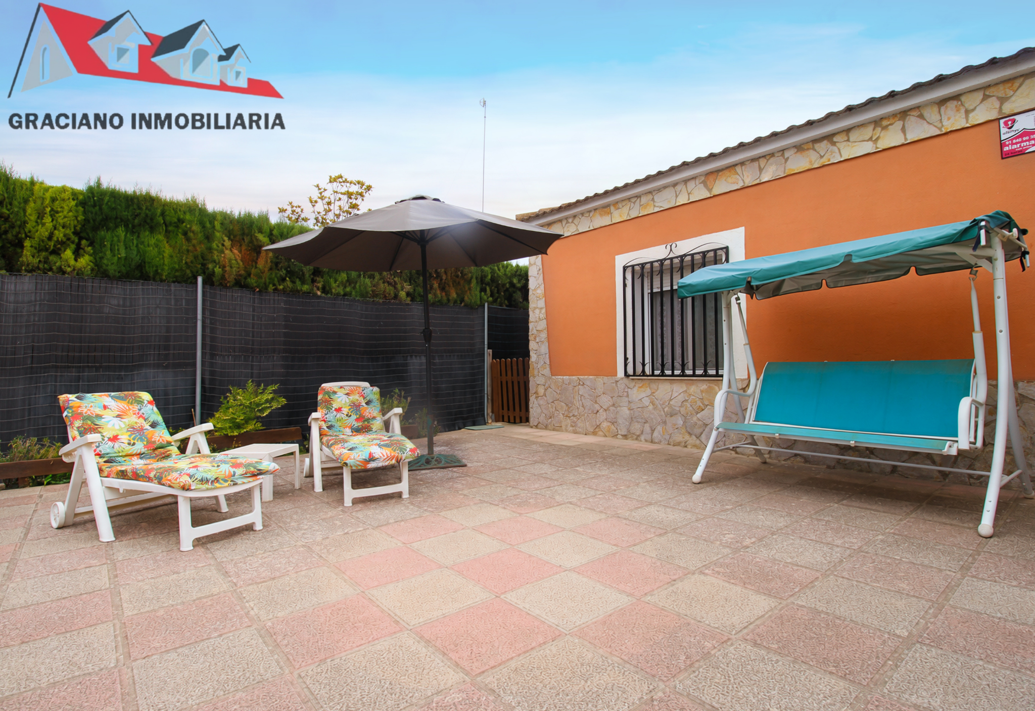 19 Se vende parcela en Urbanización las Viñas