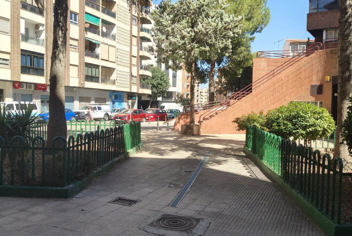 Se vende Ático zona Franciscanos