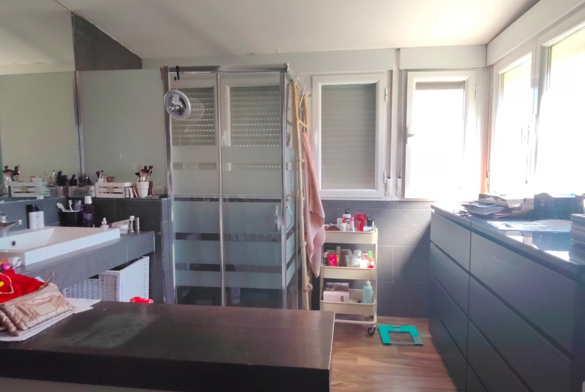 Se vende Ático zona Franciscanos