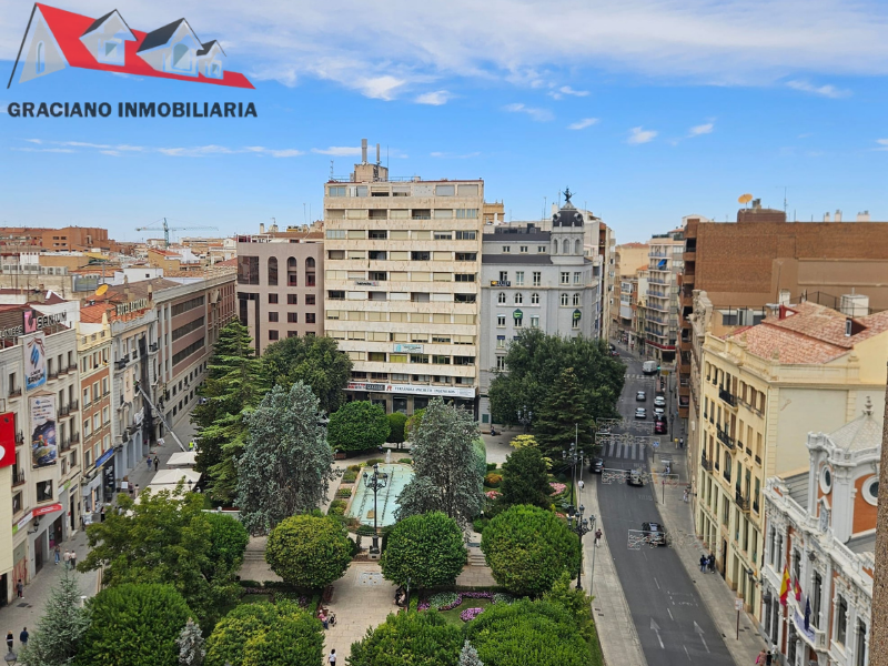 Se vende piso en el Altozano