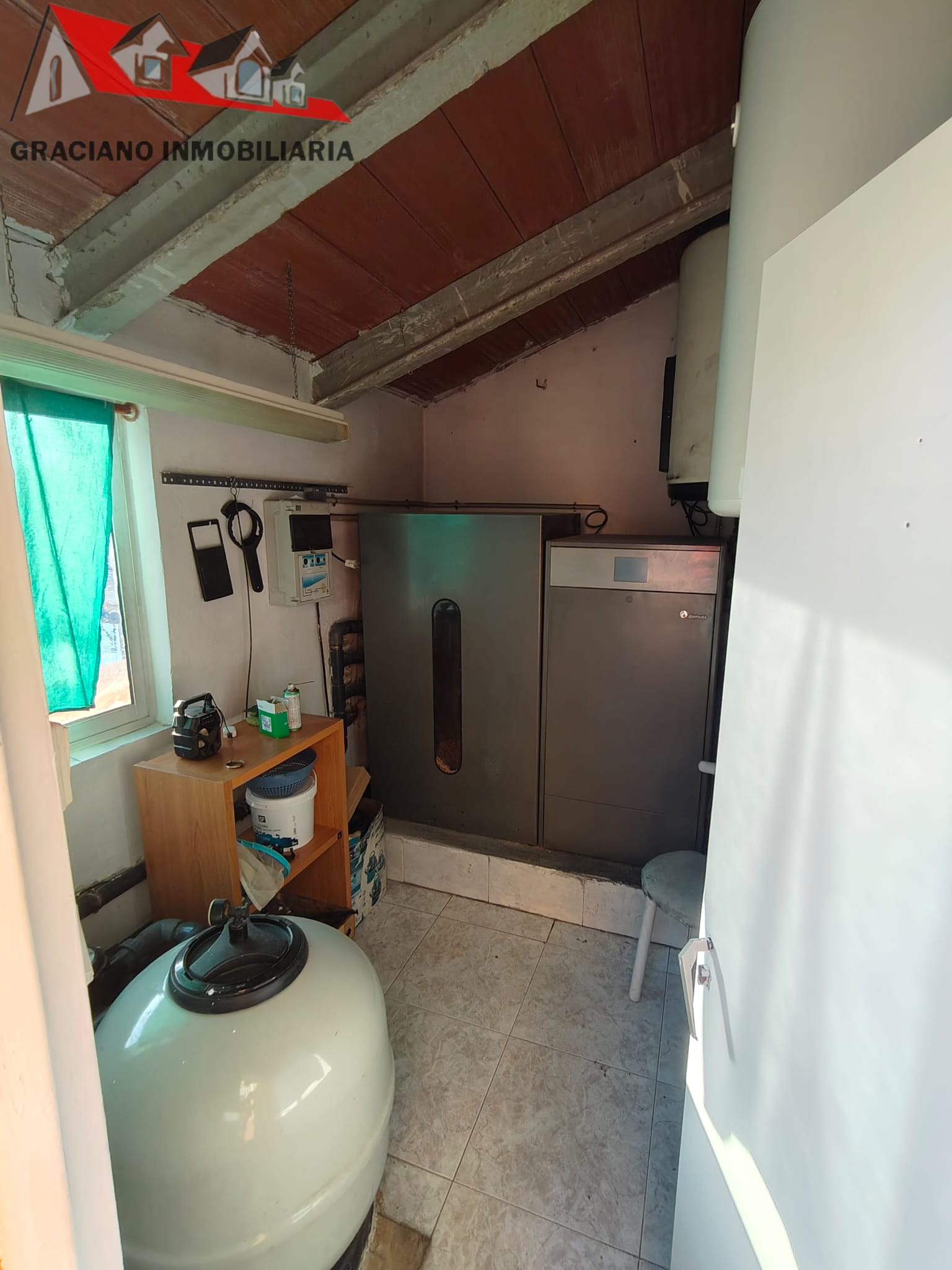 23 Se vende chalet en Carretera de Jaén