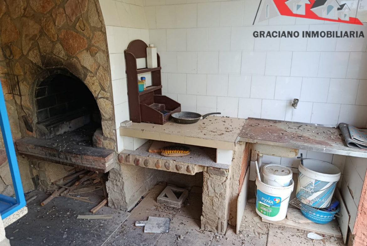 Se vende parcela en Carretera de Jaén