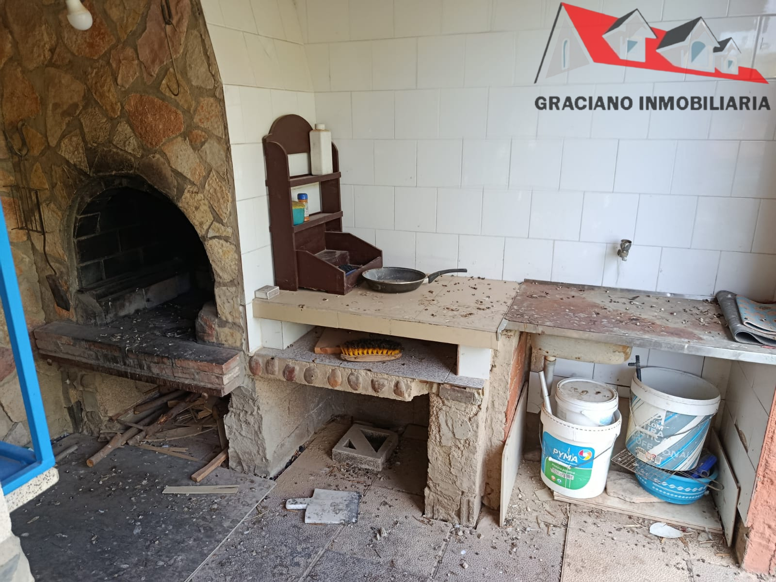4 Se vende parcela en Carretera de Jaén