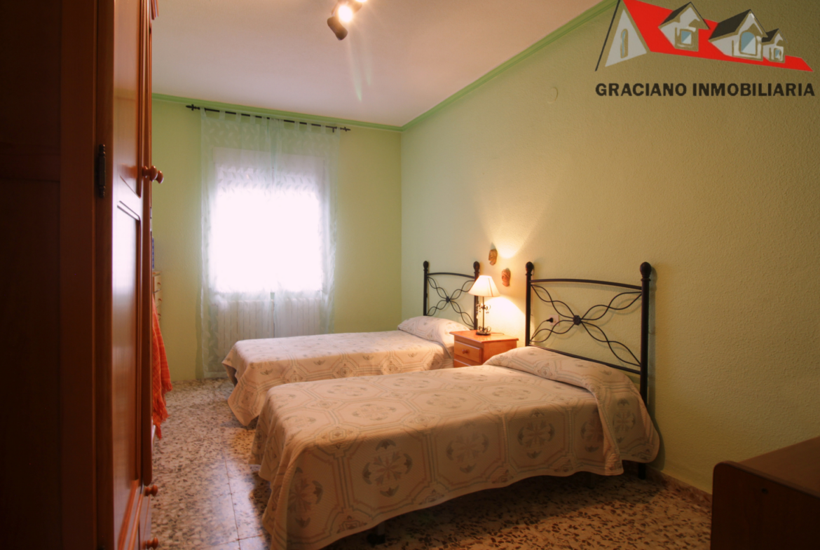 Se vende parcela en Urbanización las Viñas