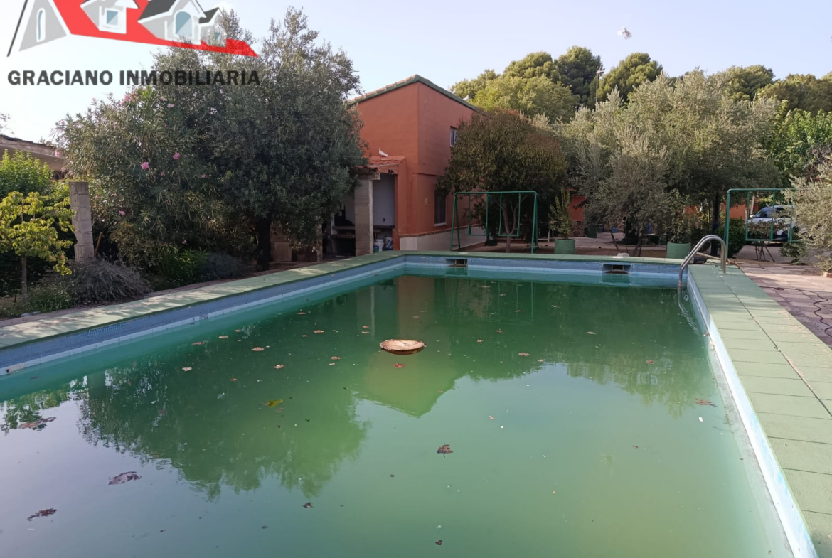 Se vende parcela en Carretera de Jaén