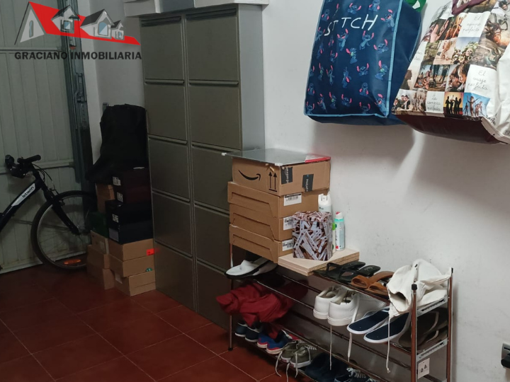 Se vende espectacular chalet adosado de 3 plantas a solo 10 minutos de Albacete