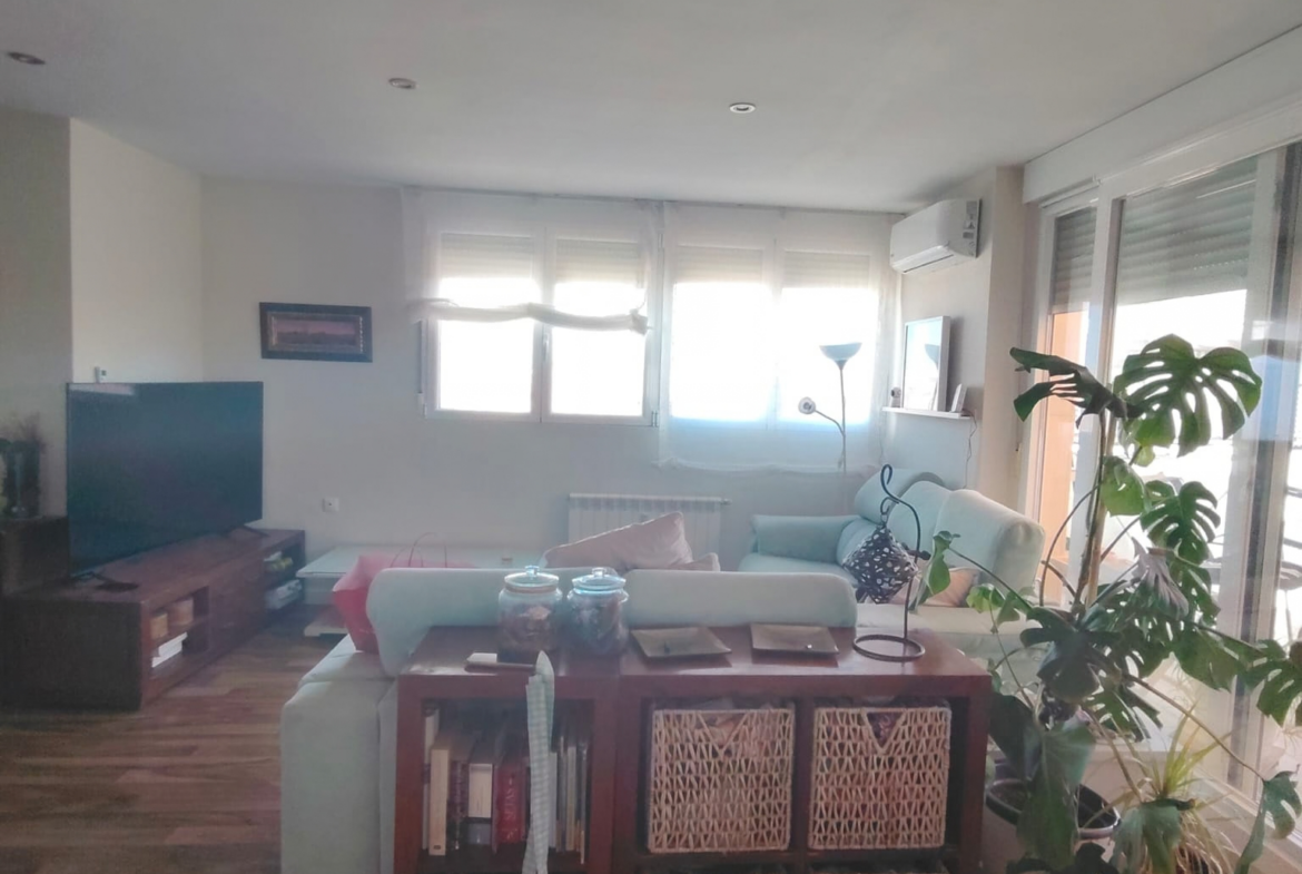 Se vende Ático zona Franciscanos