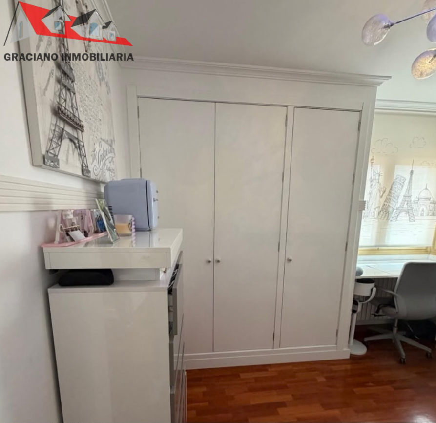 Se vende piso en calle Iris zona industria