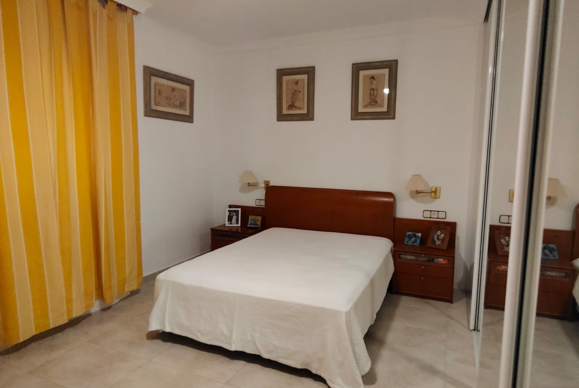 Se vende chalet en Carretera de Jaén