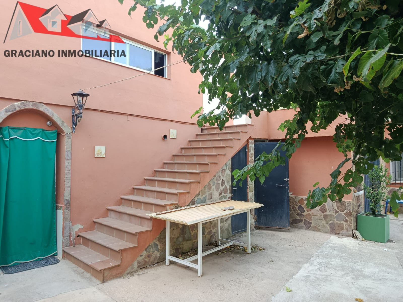 9 Se vende parcela en Carretera de Jaén