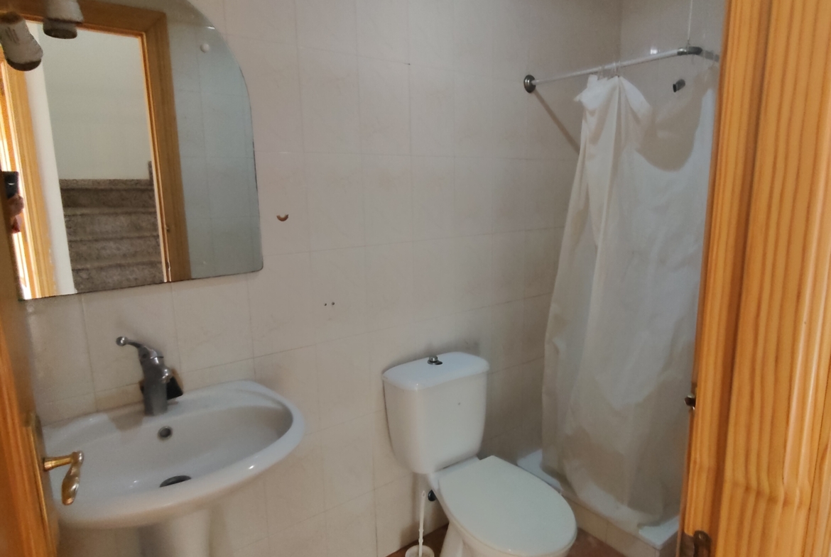 Se vende chalet adosado en Casas de Juan Núñez