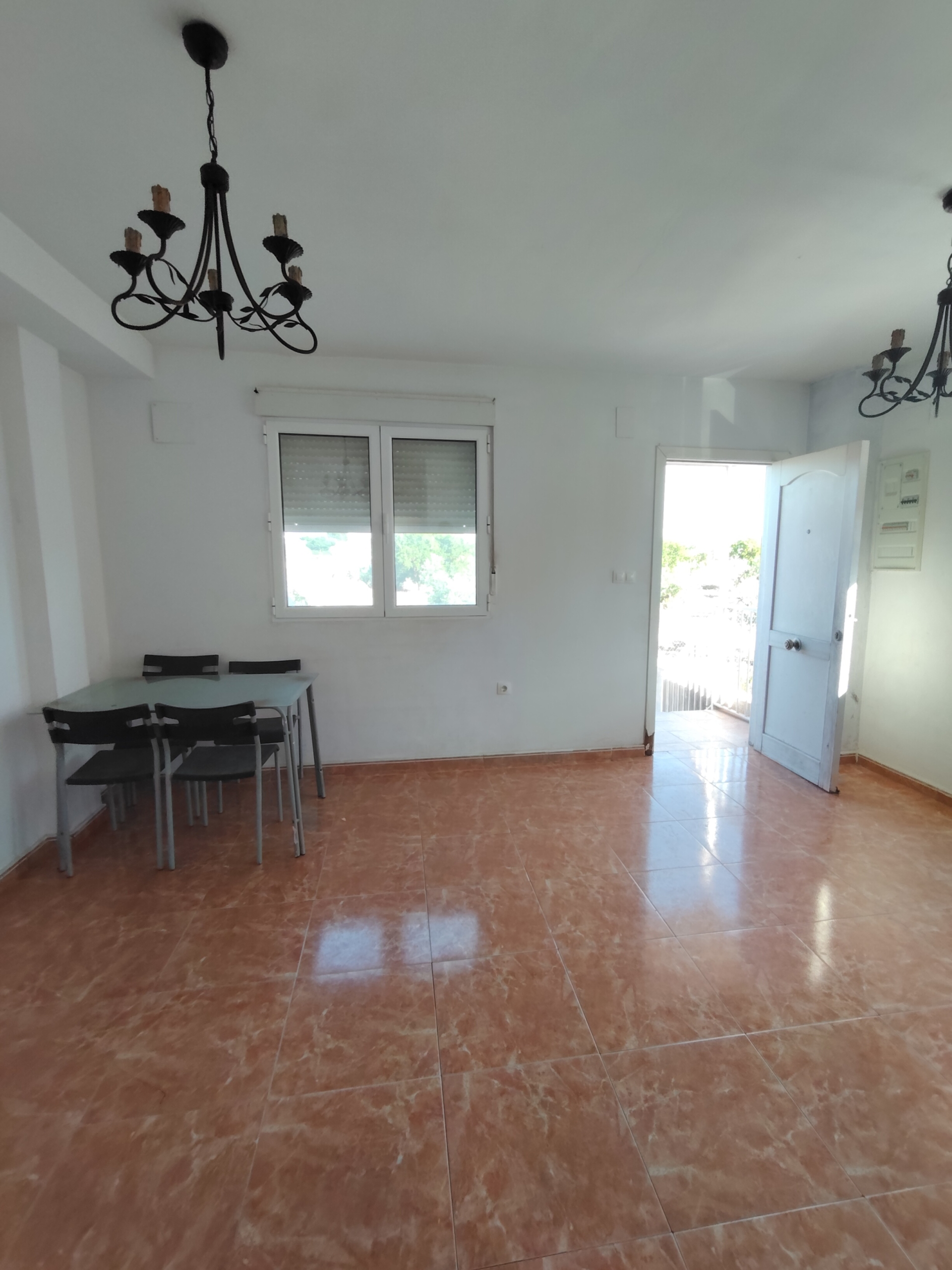 oplus_8388640 Se vende chalet adosado en Casas de Juan Núñez