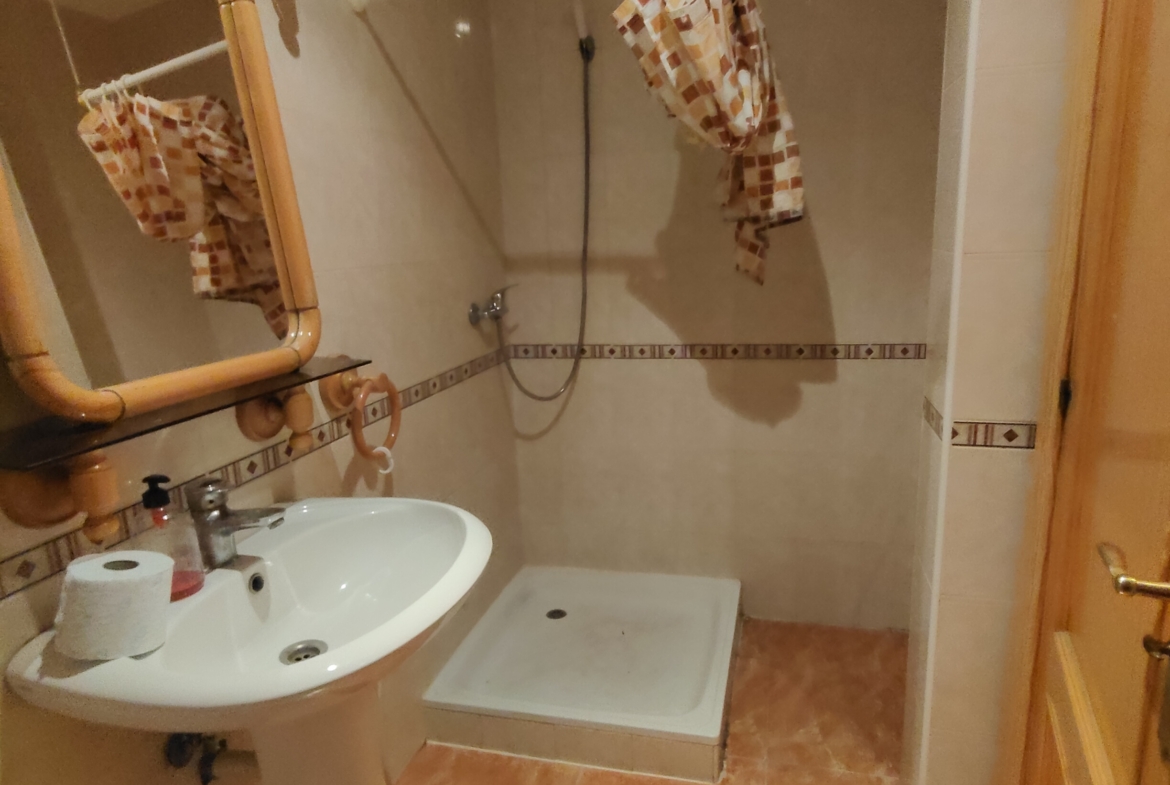 Se vende chalet adosado en Casas de Juan Núñez