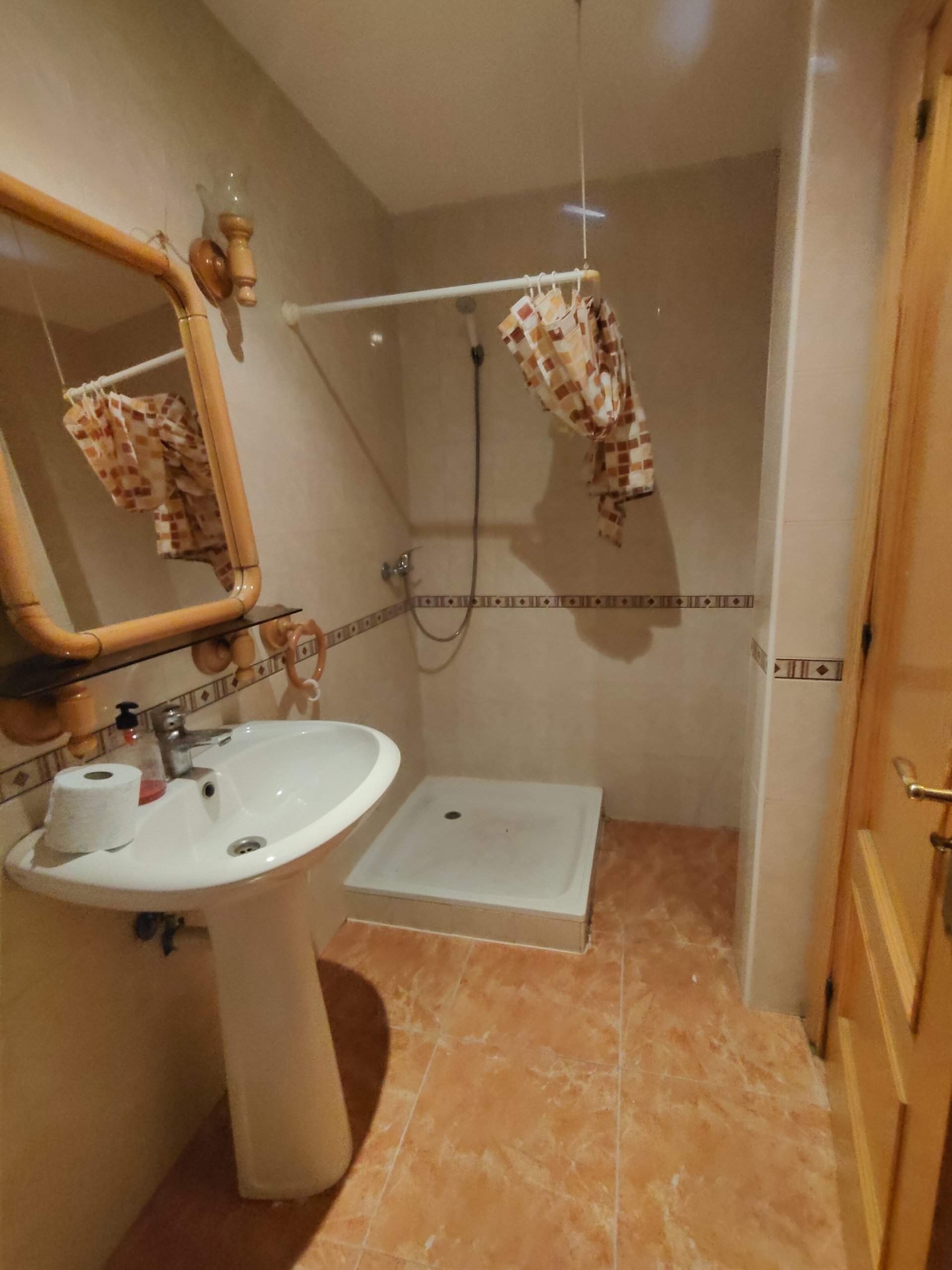 oplus_8388640 Se vende chalet adosado en Casas de Juan Núñez