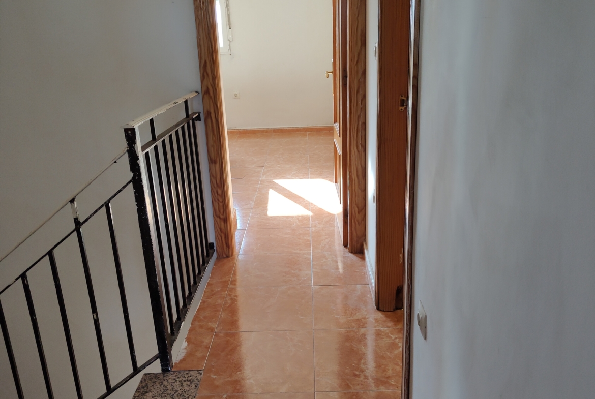 Se vende chalet adosado en Casas de Juan Núñez
