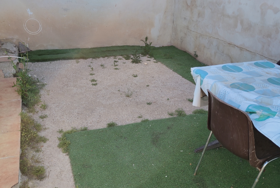 Se vende chalet adosado en Casas de Juan Núñez